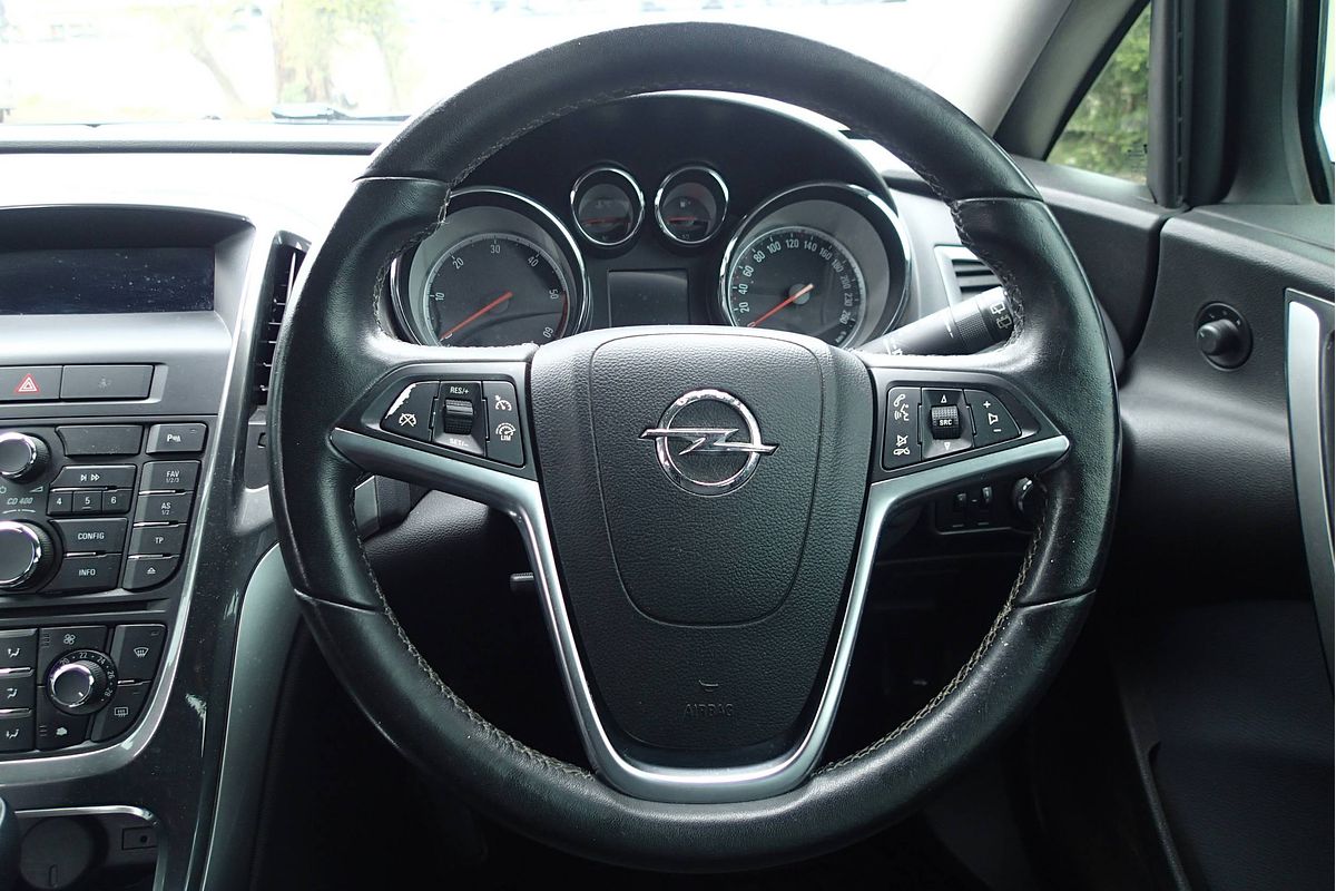 2012 Opel ASTRA PJ
