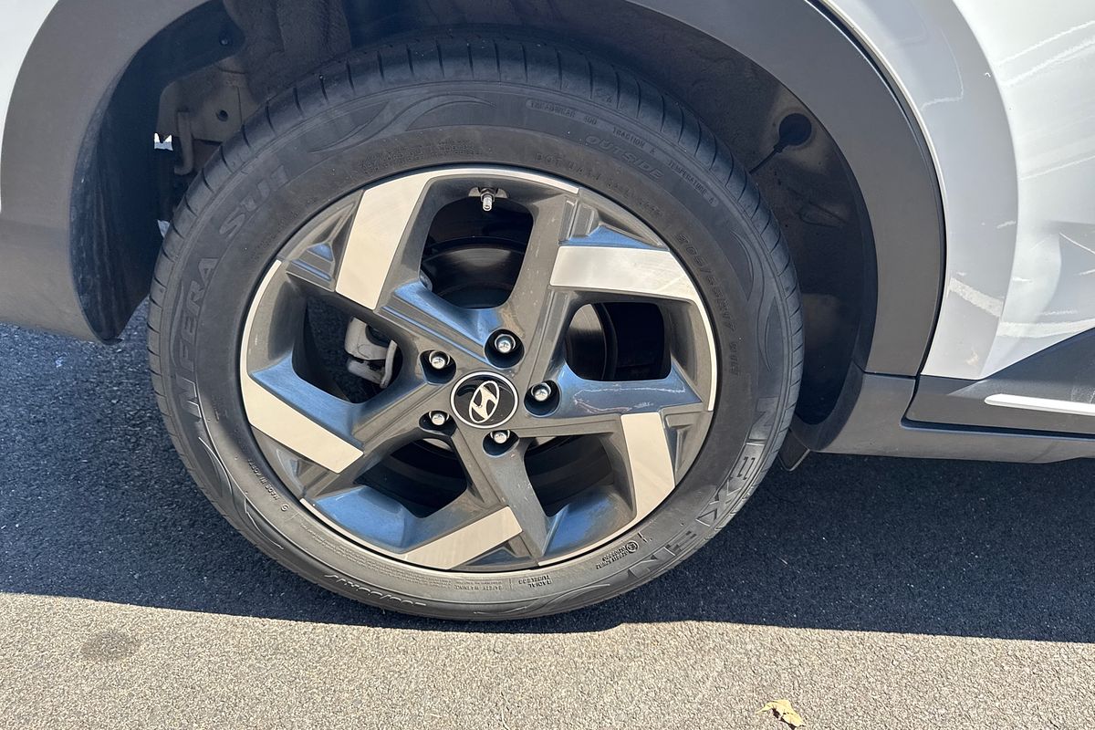 2023 Hyundai Venue Elite QX.V5