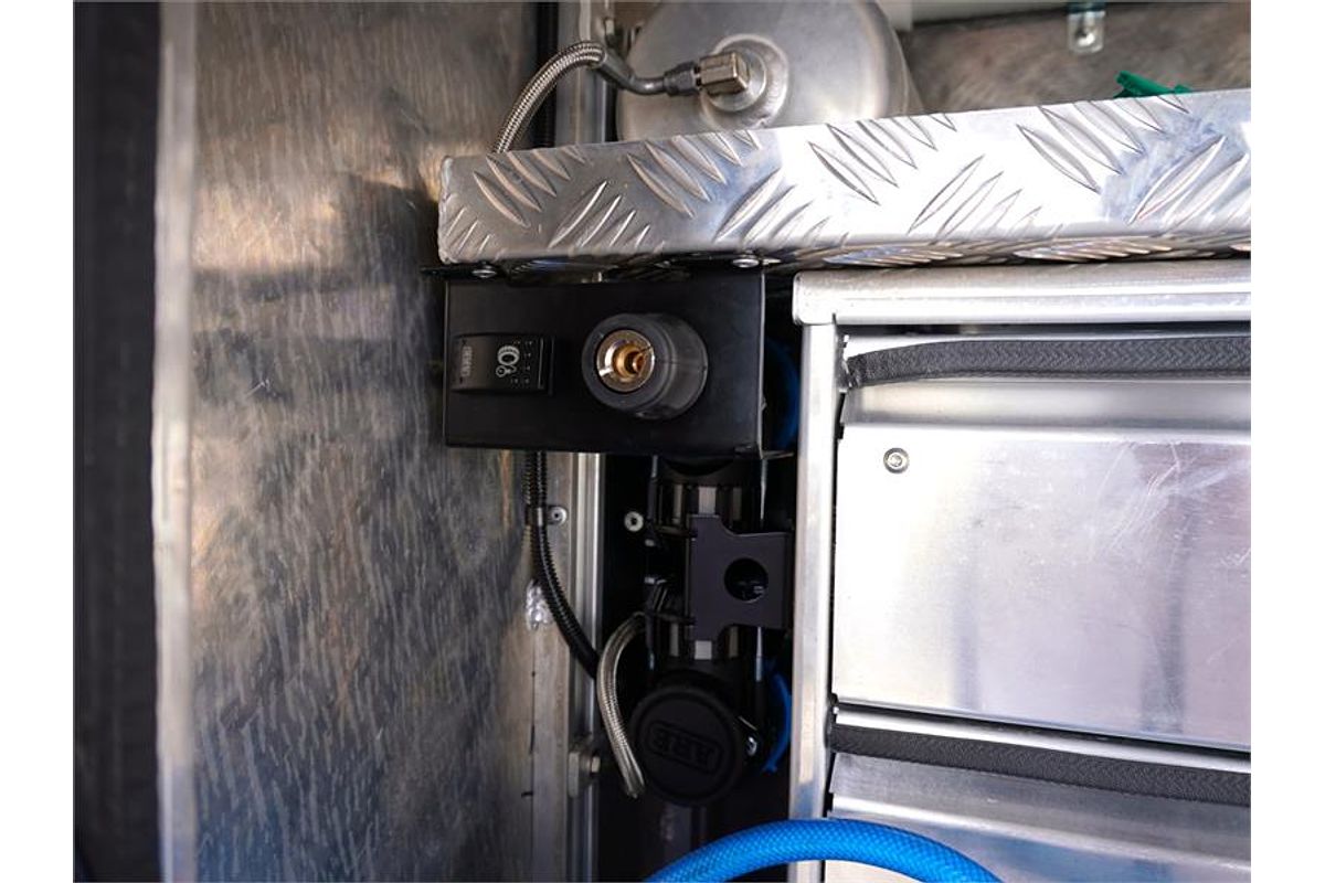 2022 Hyundai Mighty EX4/6 4x2