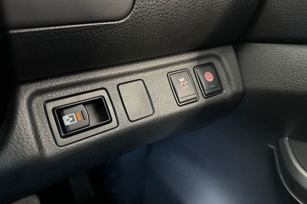 2024 Nissan Navara ST-X D23 4X4