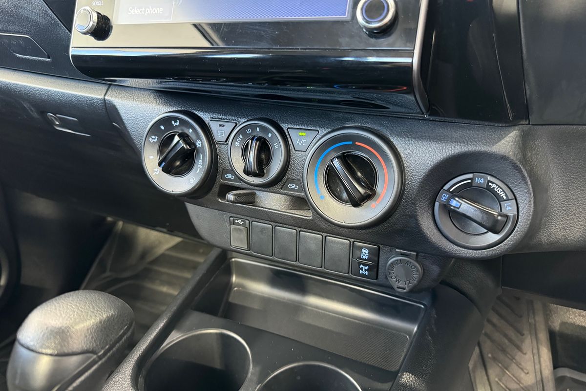 2023 Toyota Hilux SR GUN126R 4X4