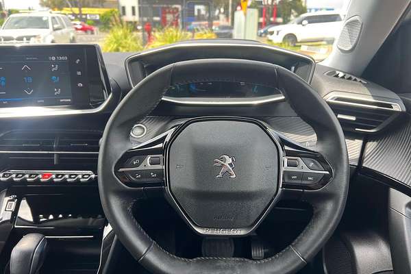 2022 Peugeot 2008 Allure P24