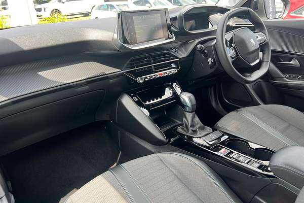 2022 Peugeot 2008 Allure P24