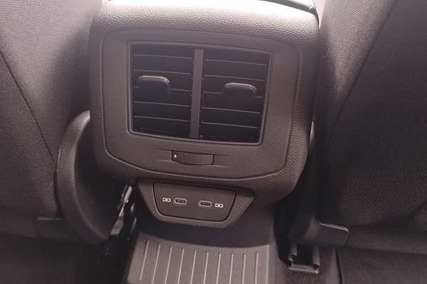 2024 Volkswagen T-Roc 110TSI Style D11
