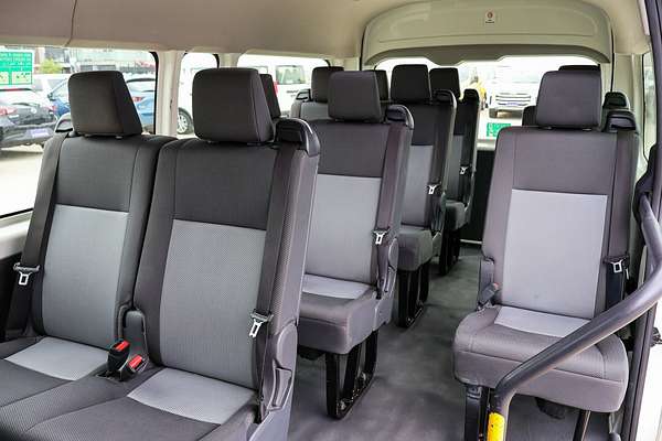 2019 Toyota Hiace Commuter GDH322R