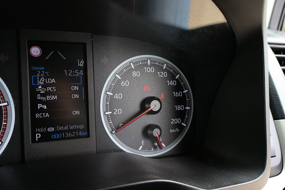 2019 Toyota Hiace Commuter GDH322R