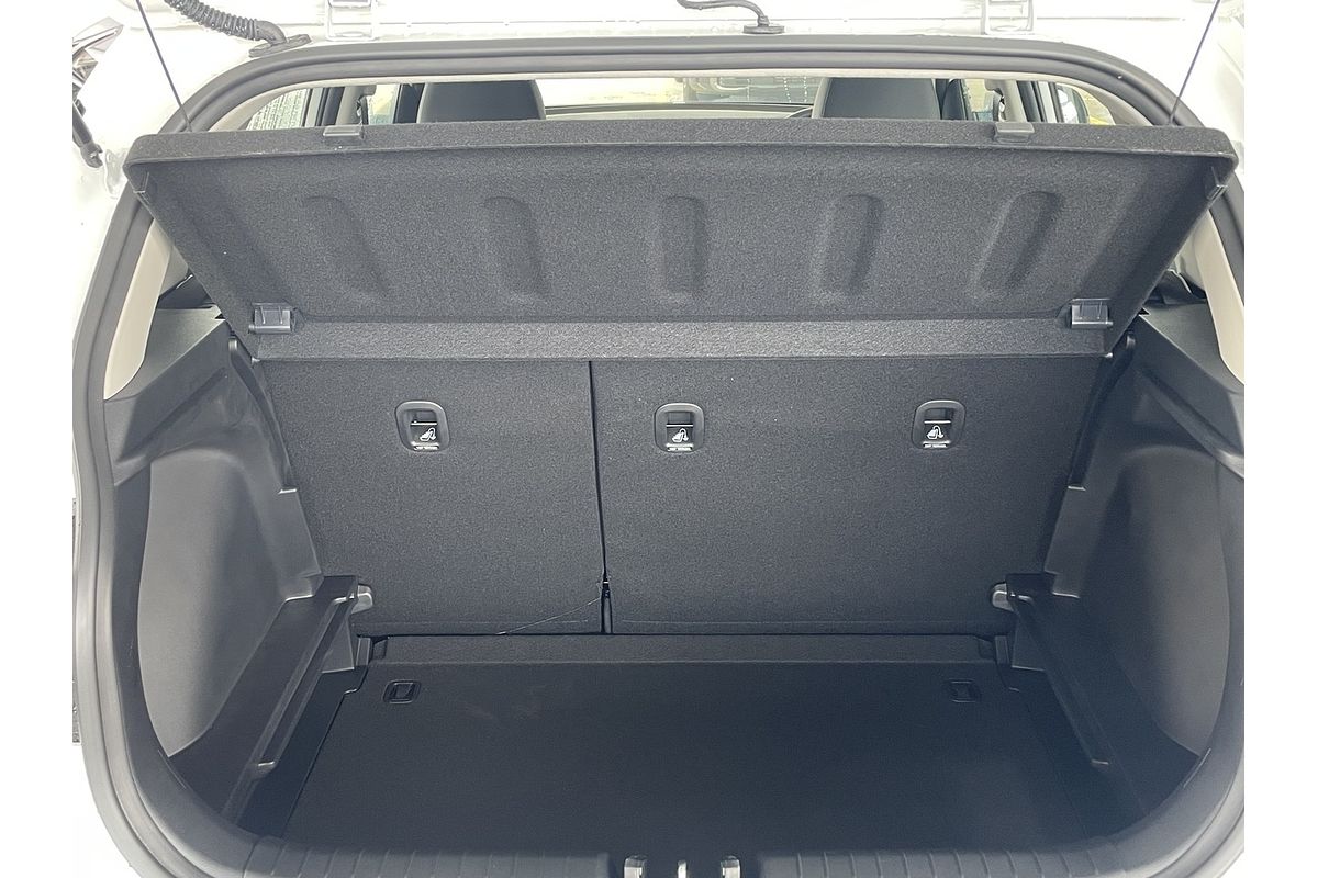 2024 Hyundai Venue Active QX.V5