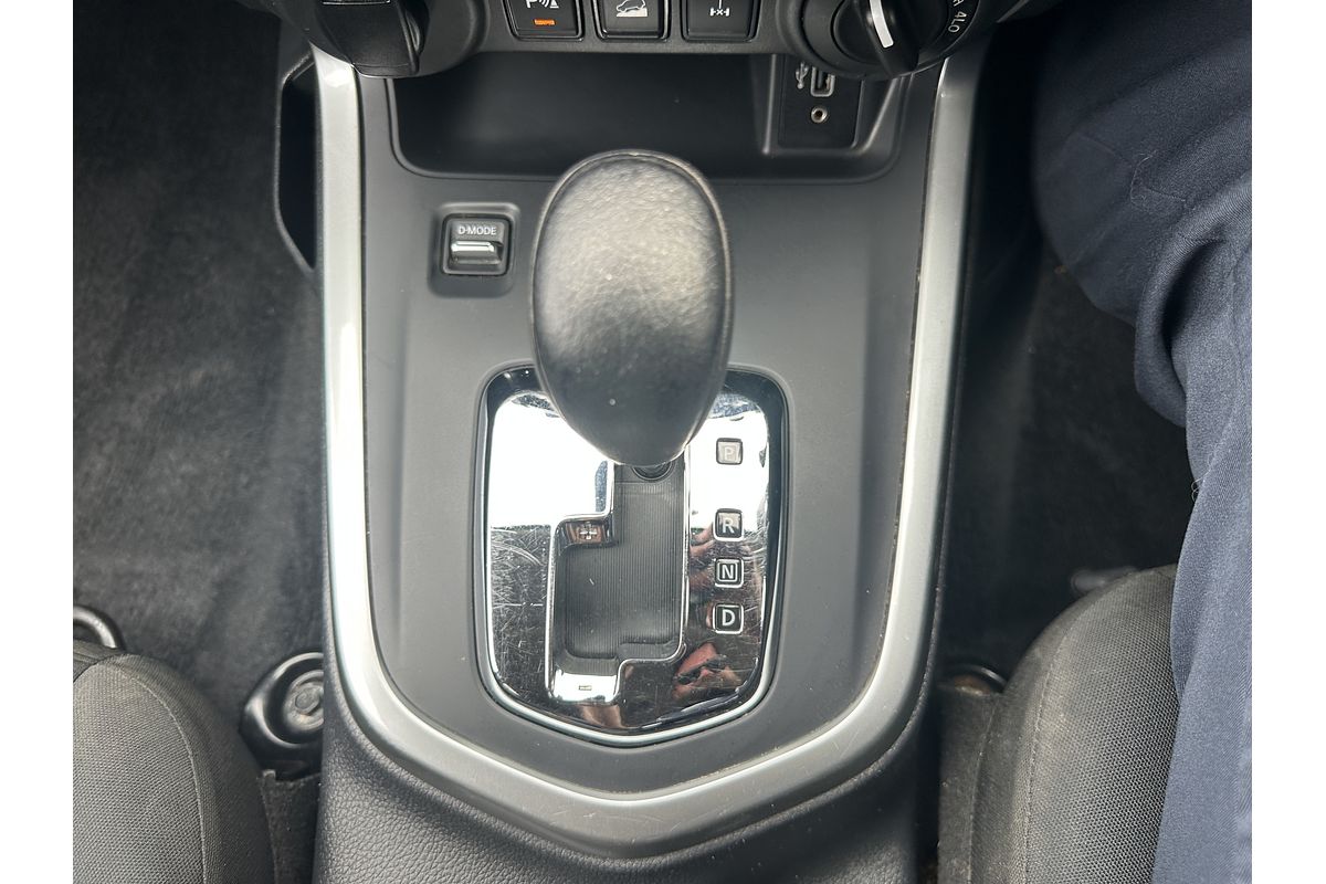 2021 Nissan Navara ST D23 4X4