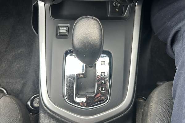 2021 Nissan Navara ST D23 4X4