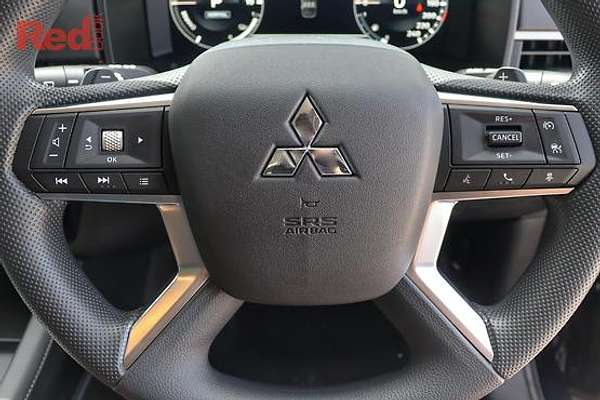 2025 Mitsubishi Outlander PHEV ES ZM