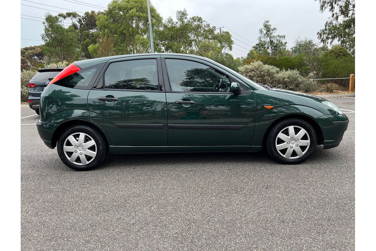 2004 Ford Focus CL LR