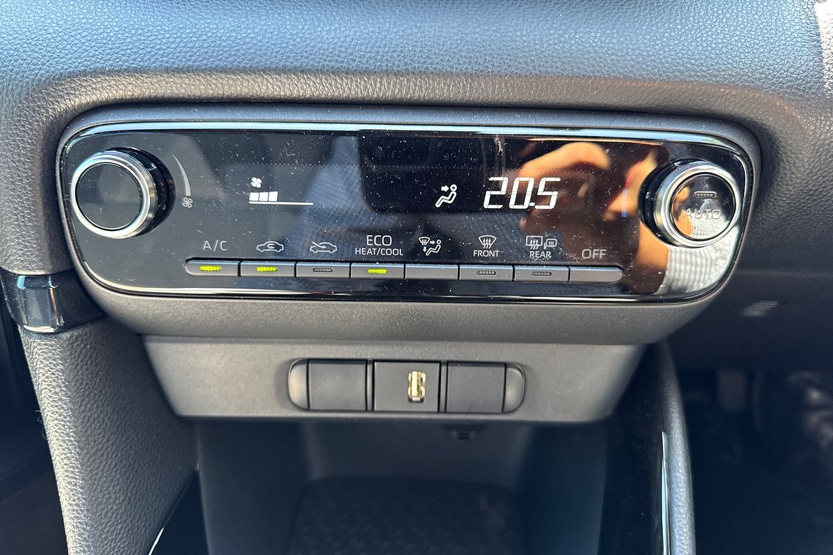 2020 Toyota Yaris ZR Hybrid MXPH10R