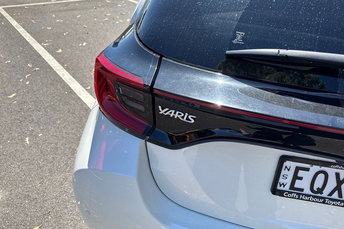 2020 Toyota Yaris ZR Hybrid MXPH10R