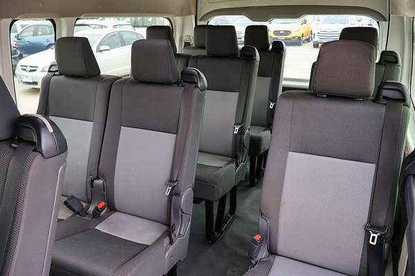 2019 Toyota Hiace Commuter GDH322R