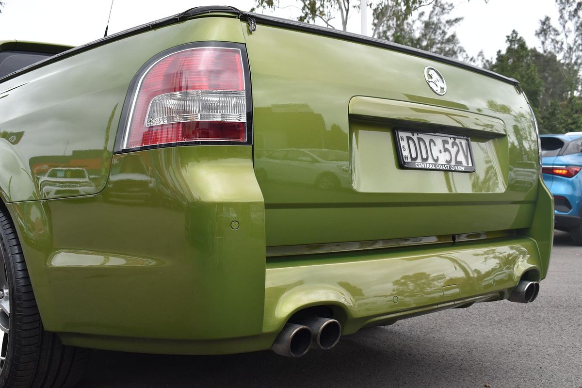 2016 Holden Ute SV6 Black VF Series II Rear Wheel Drive