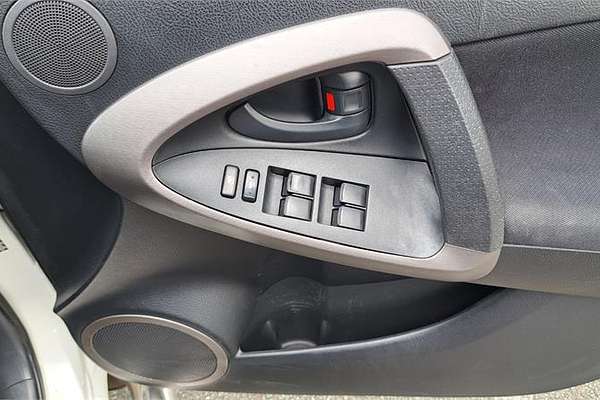 2007 Toyota RAV4 CRUISER (4x4) ACA33R