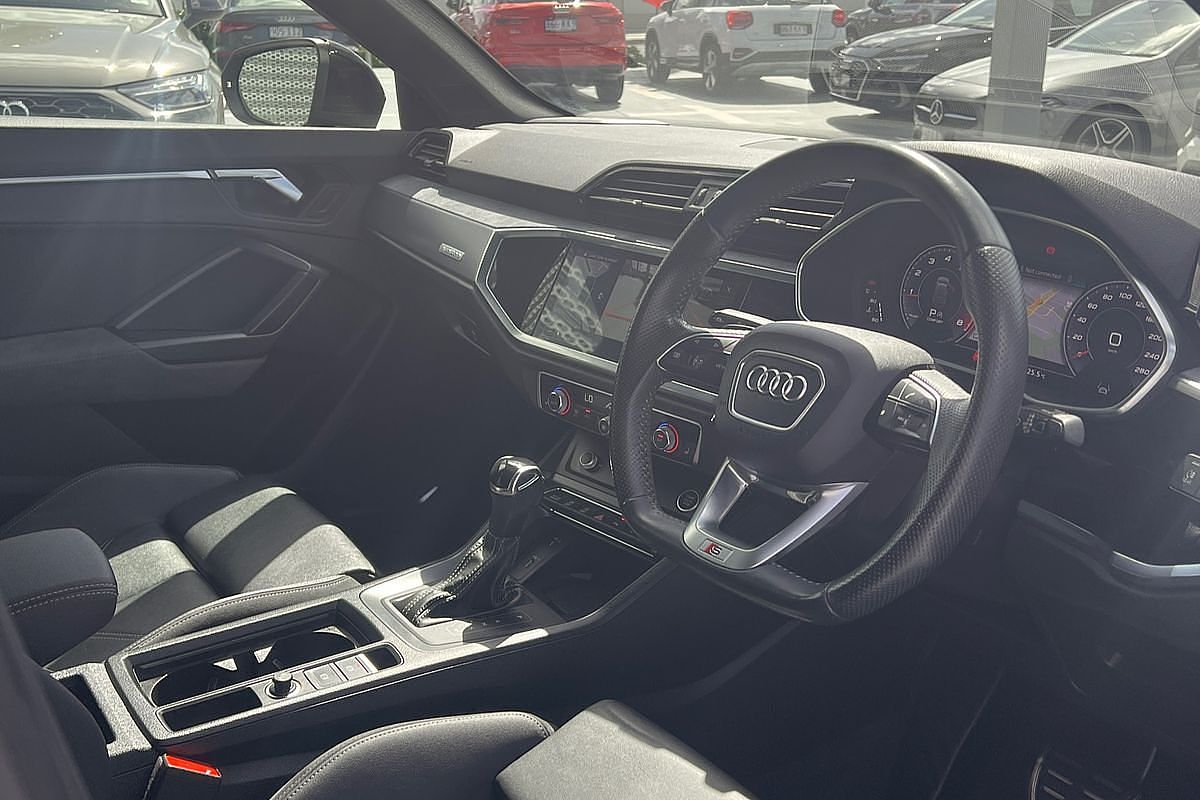 2020 Audi Q3 40 TFSI F3