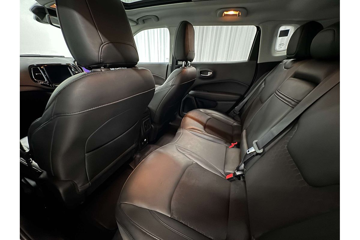 2020 Jeep Compass Night Eagle M6