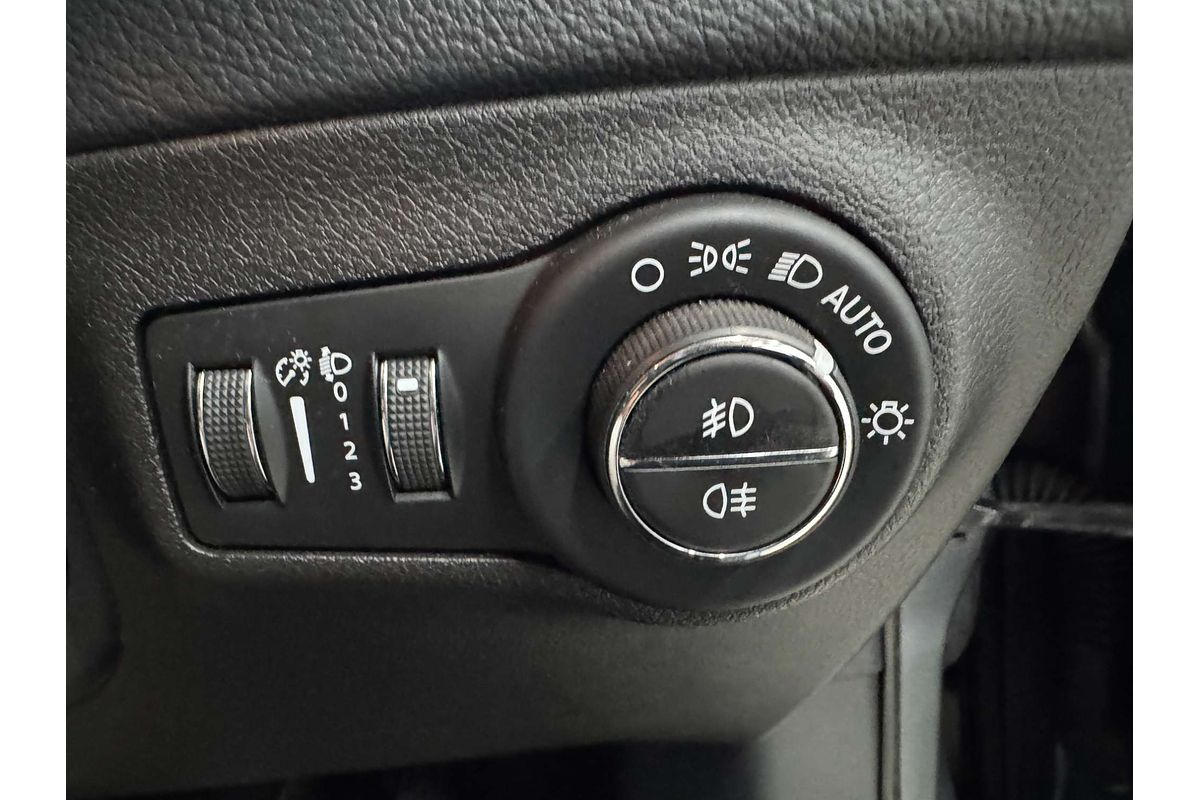 2020 Jeep Compass Night Eagle M6