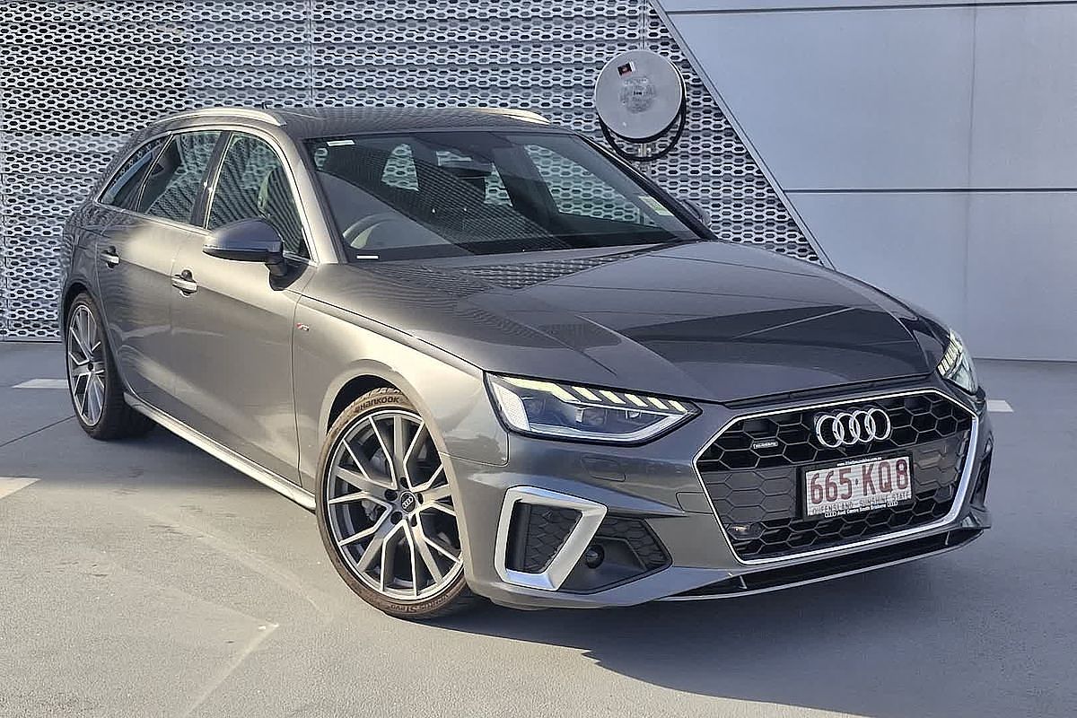 2024 Audi A4 45 TFSI S line B9