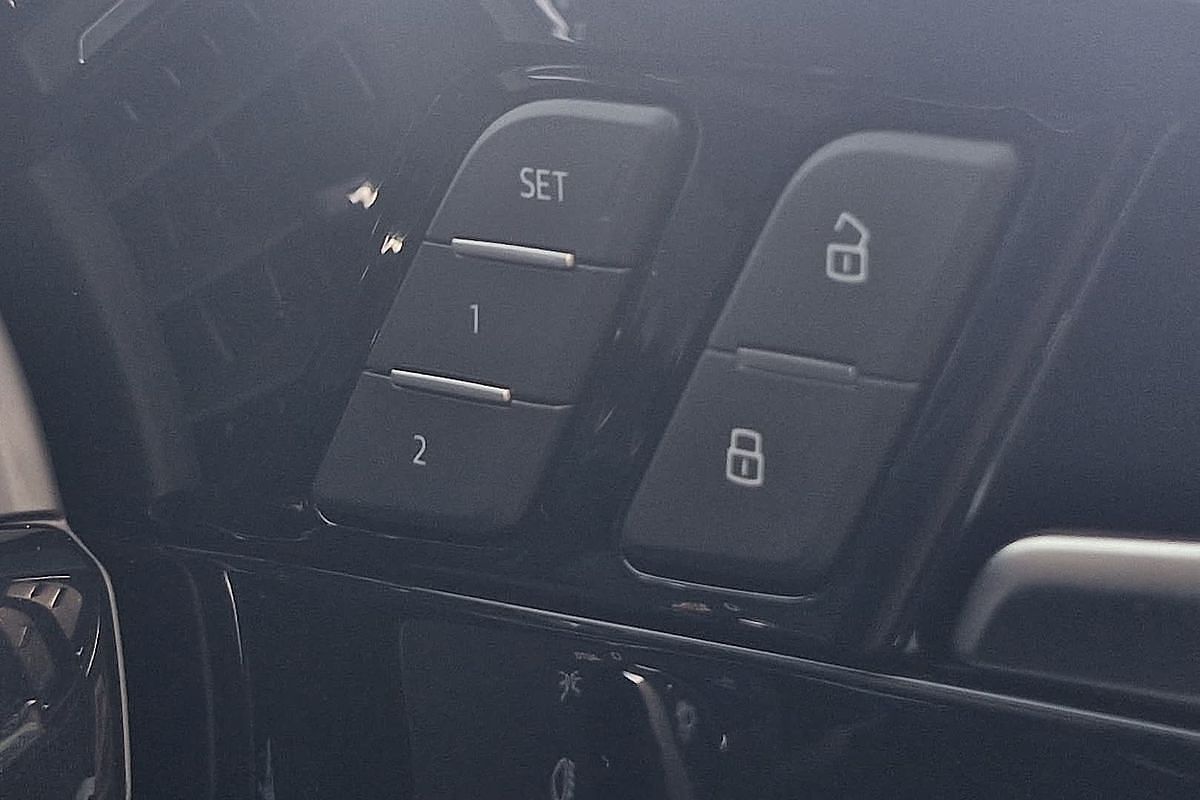 2024 Audi A4 45 TFSI S line B9