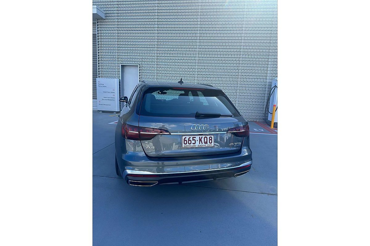 2024 Audi A4 45 TFSI S line B9