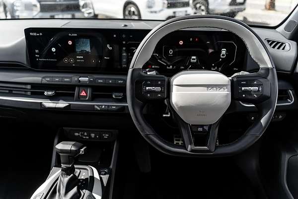 2025 Kia K4 GT-Line CL4m