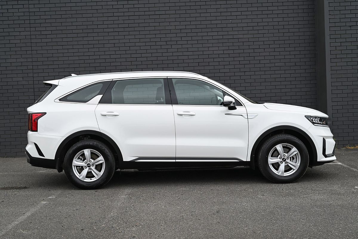 2023 Kia Sorento S MQ4
