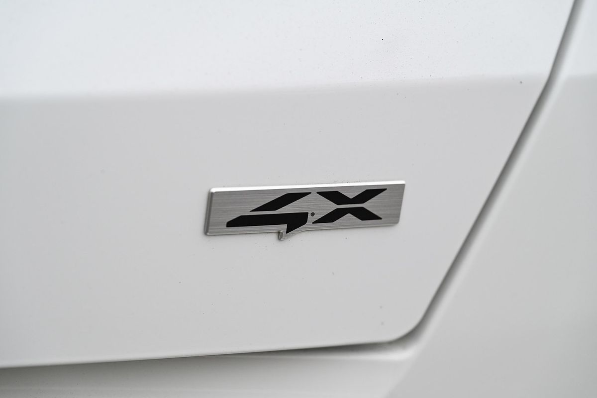 2023 Kia Sorento S MQ4
