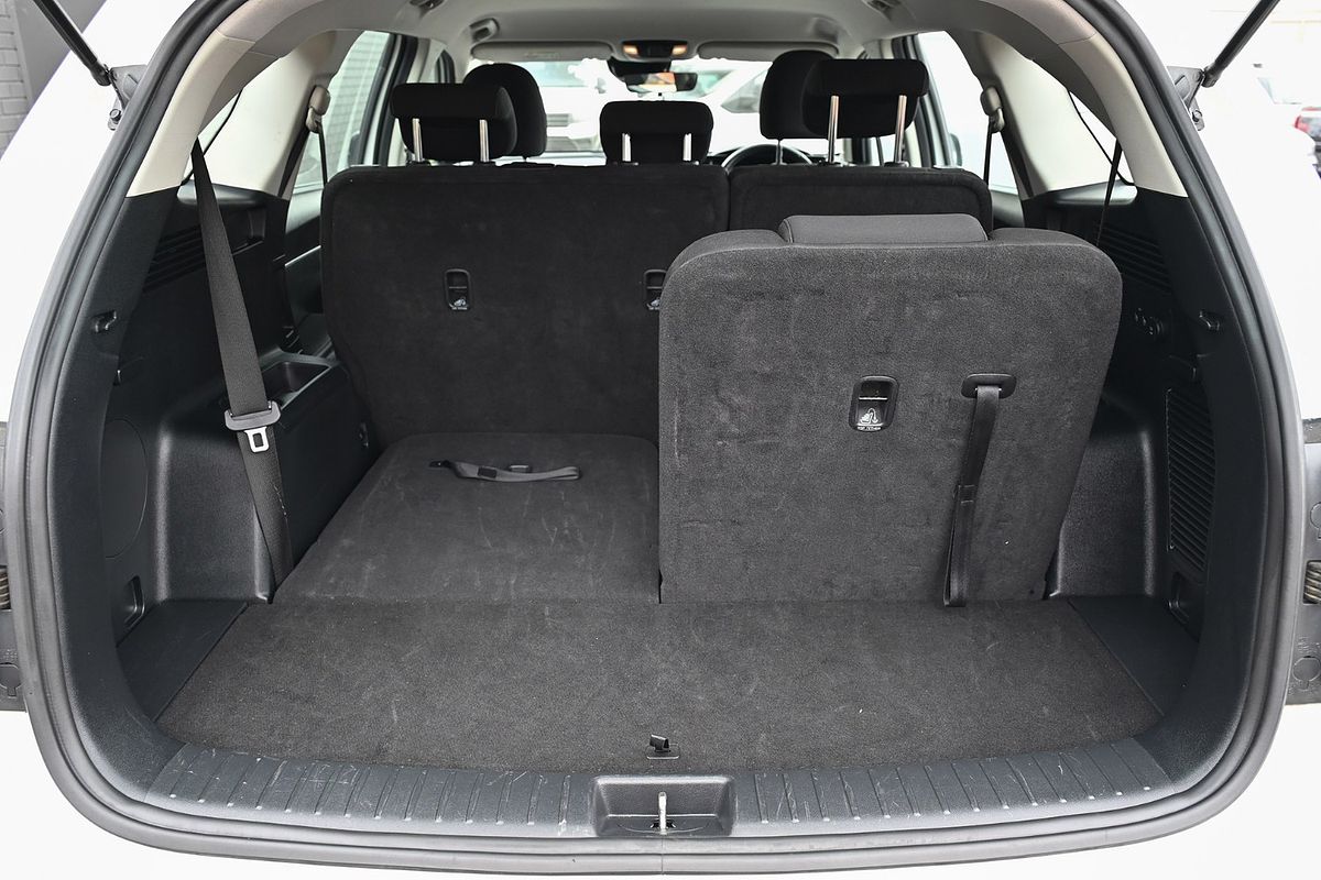 2023 Kia Sorento S MQ4