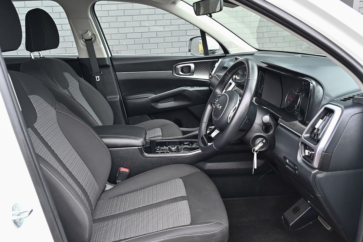2023 Kia Sorento S MQ4