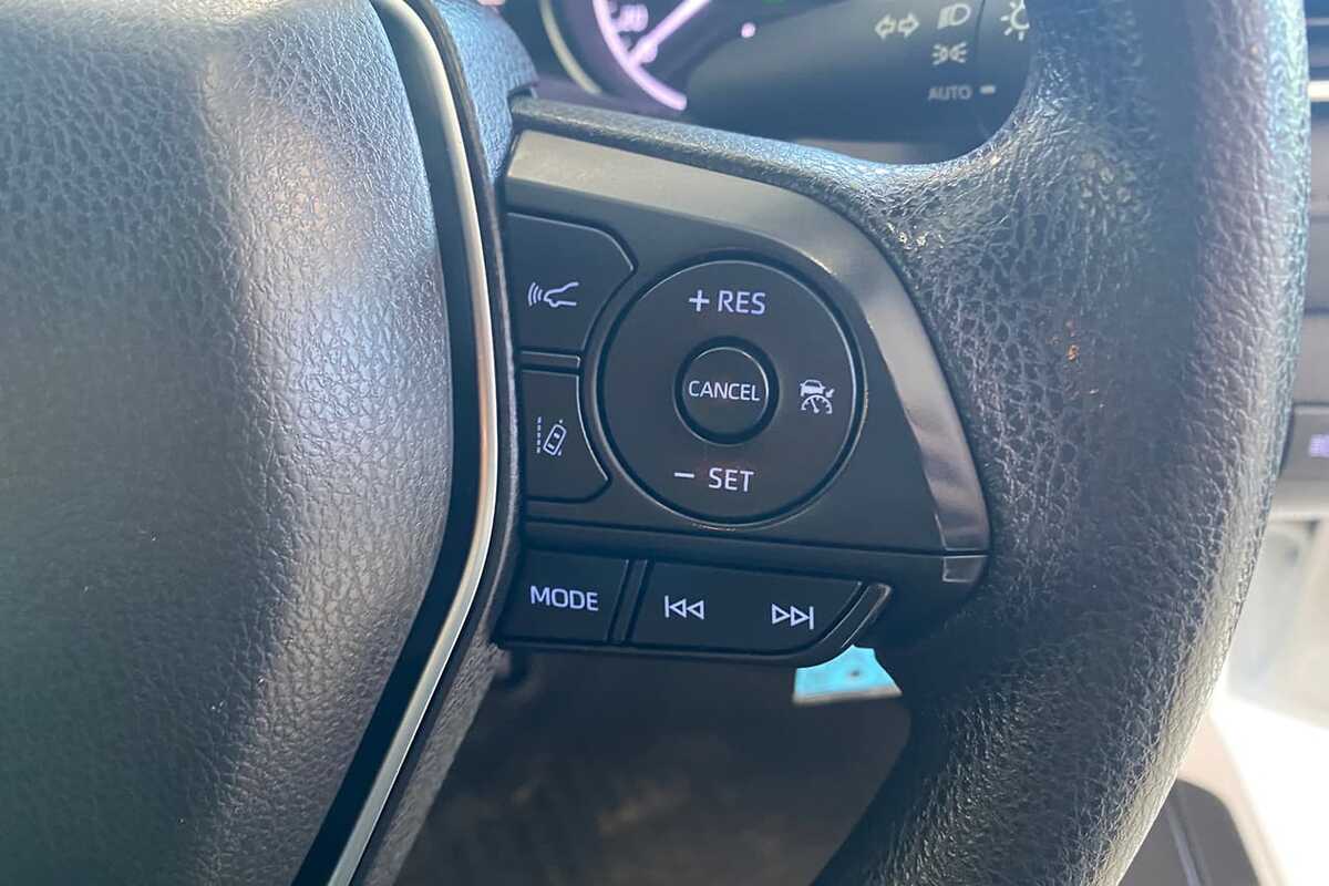 2018 Toyota Camry Ascent ASV70R