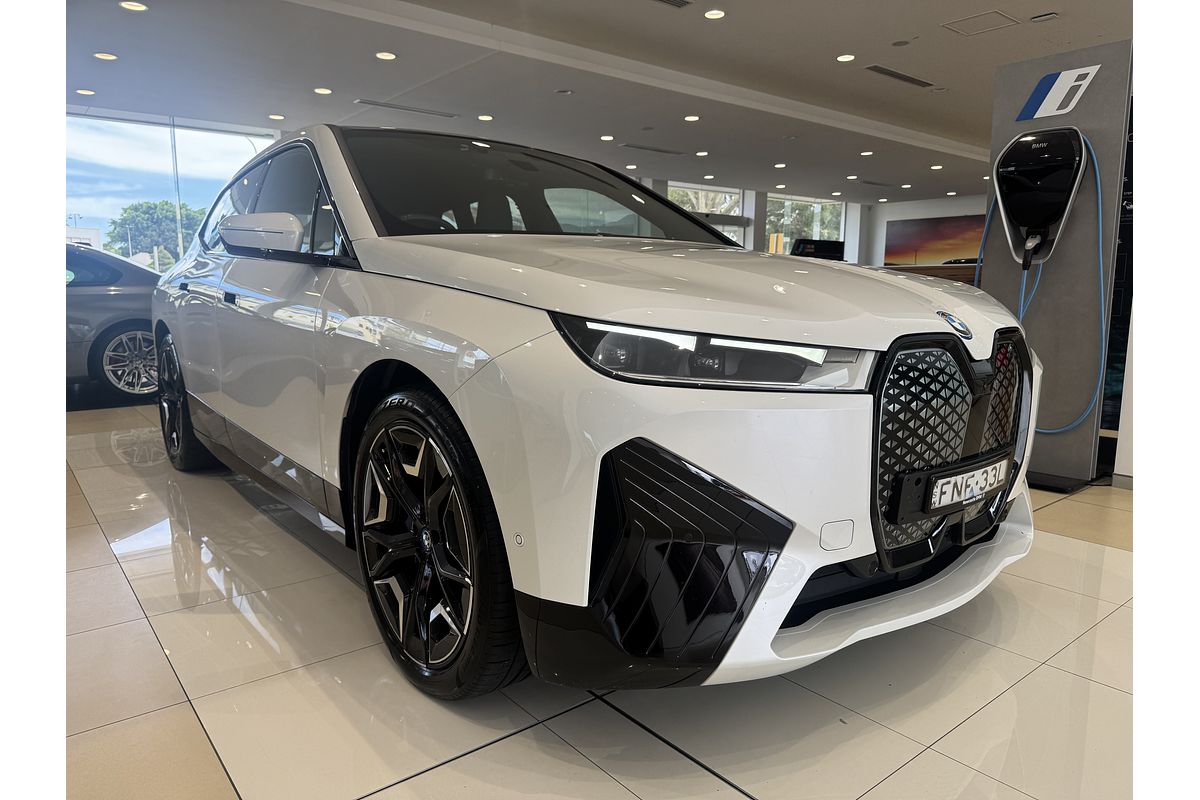2022 BMW iX xDrive40 Sport I20