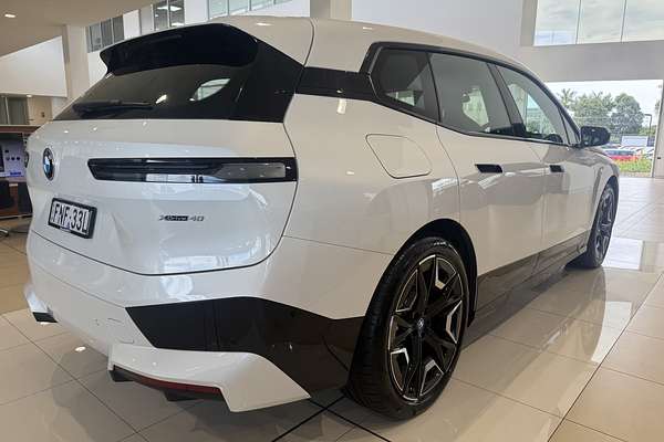2022 BMW iX xDrive40 Sport I20