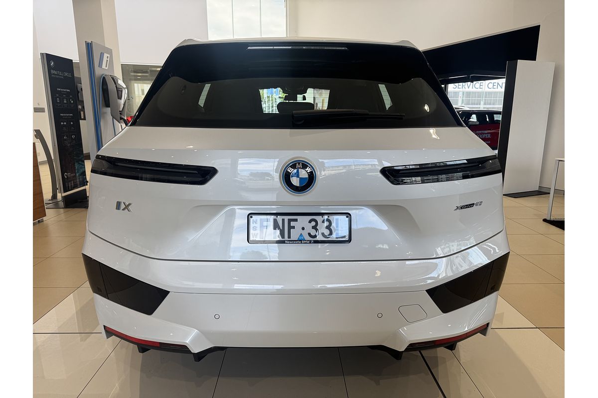 2022 BMW iX xDrive40 Sport I20