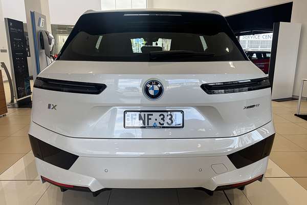 2022 BMW iX xDrive40 Sport I20