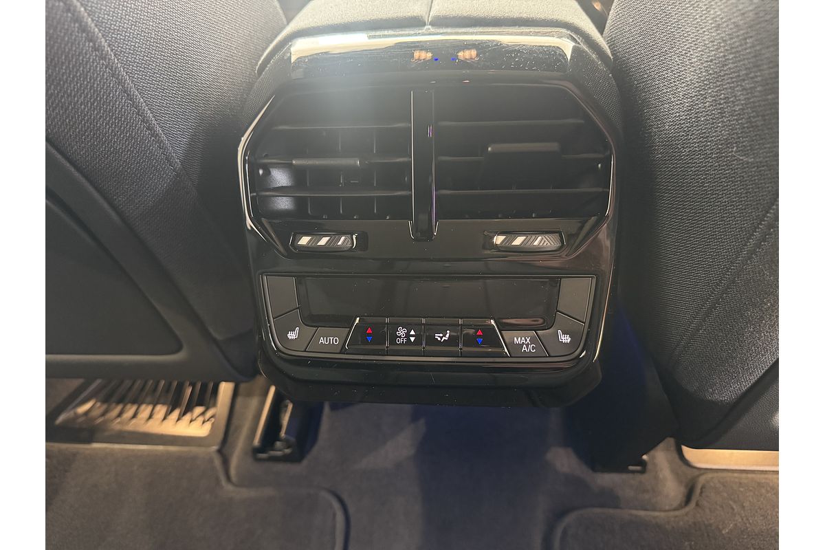 2022 BMW iX xDrive40 Sport I20