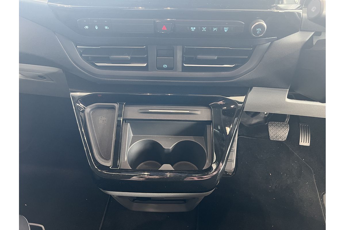 2024 Ford Tourneo Active AV SWB