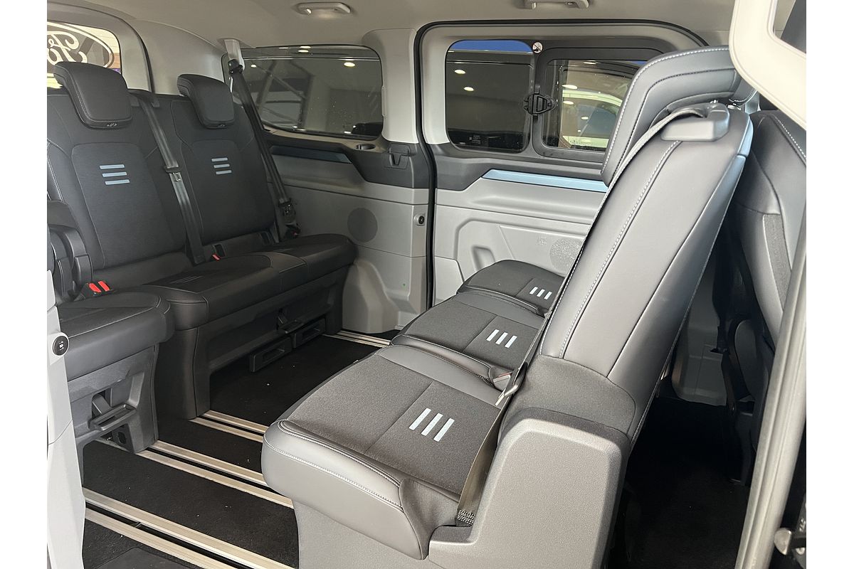2024 Ford Tourneo Active AV SWB