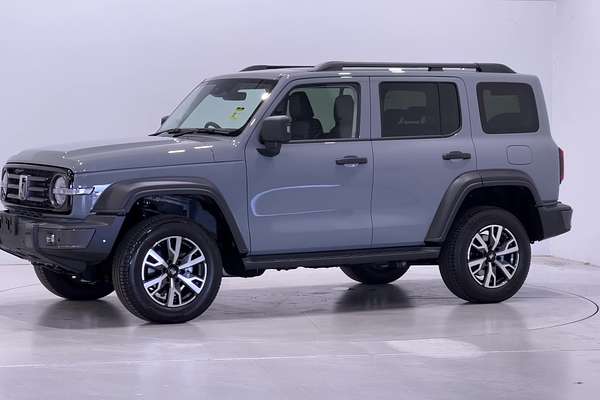 2024 GWM Tank 300 Ultra Hybrid P01