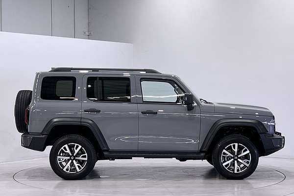 2024 GWM Tank 300 Ultra Hybrid P01