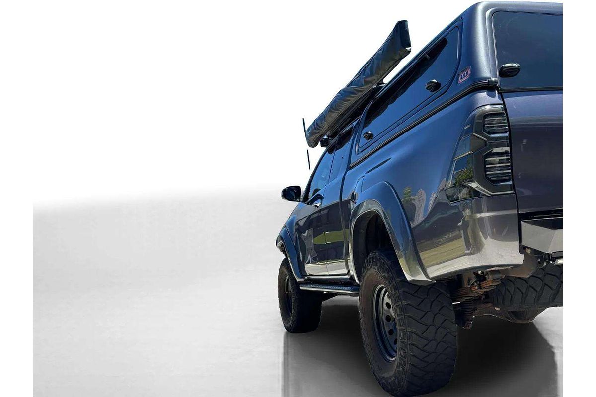 2019 Toyota Hilux SR5 GUN126R 4X4