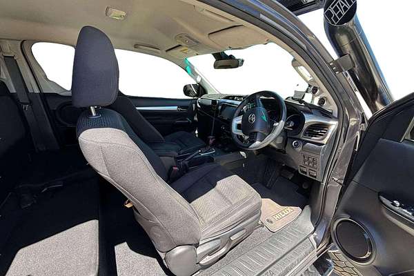 2019 Toyota Hilux SR5 GUN126R 4X4