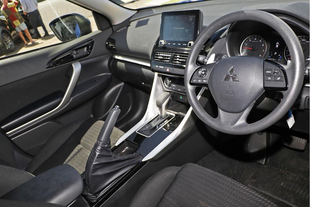2024 Mitsubishi Eclipse Cross ES YB