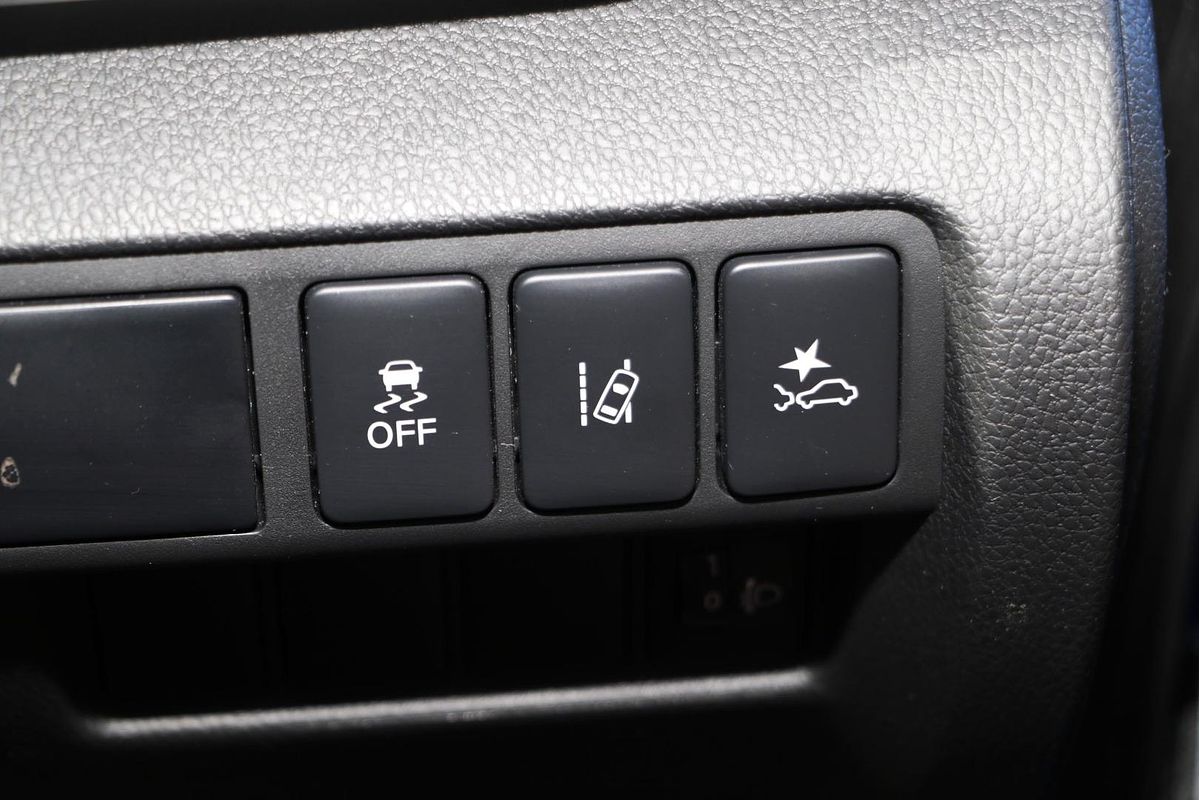 2024 Mitsubishi Eclipse Cross ES YB