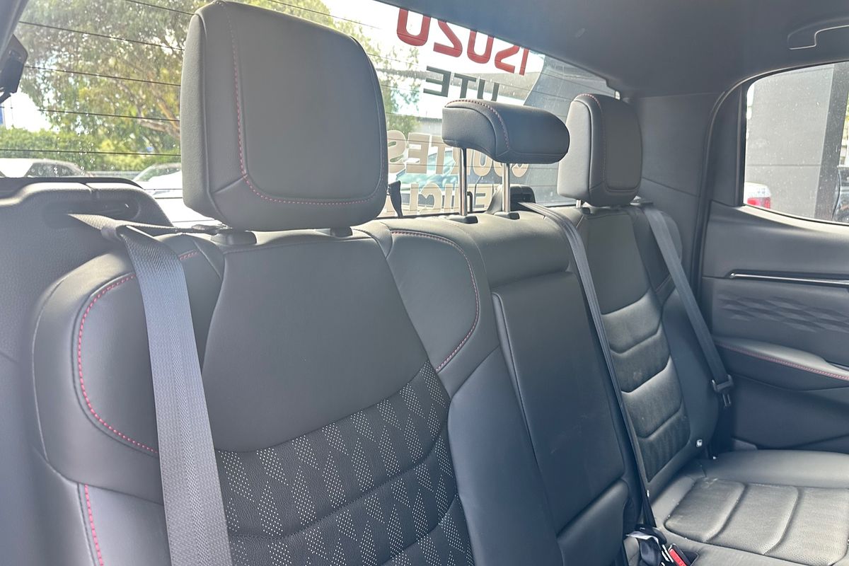 2024 Isuzu D-MAX X-TERRAIN 4X4