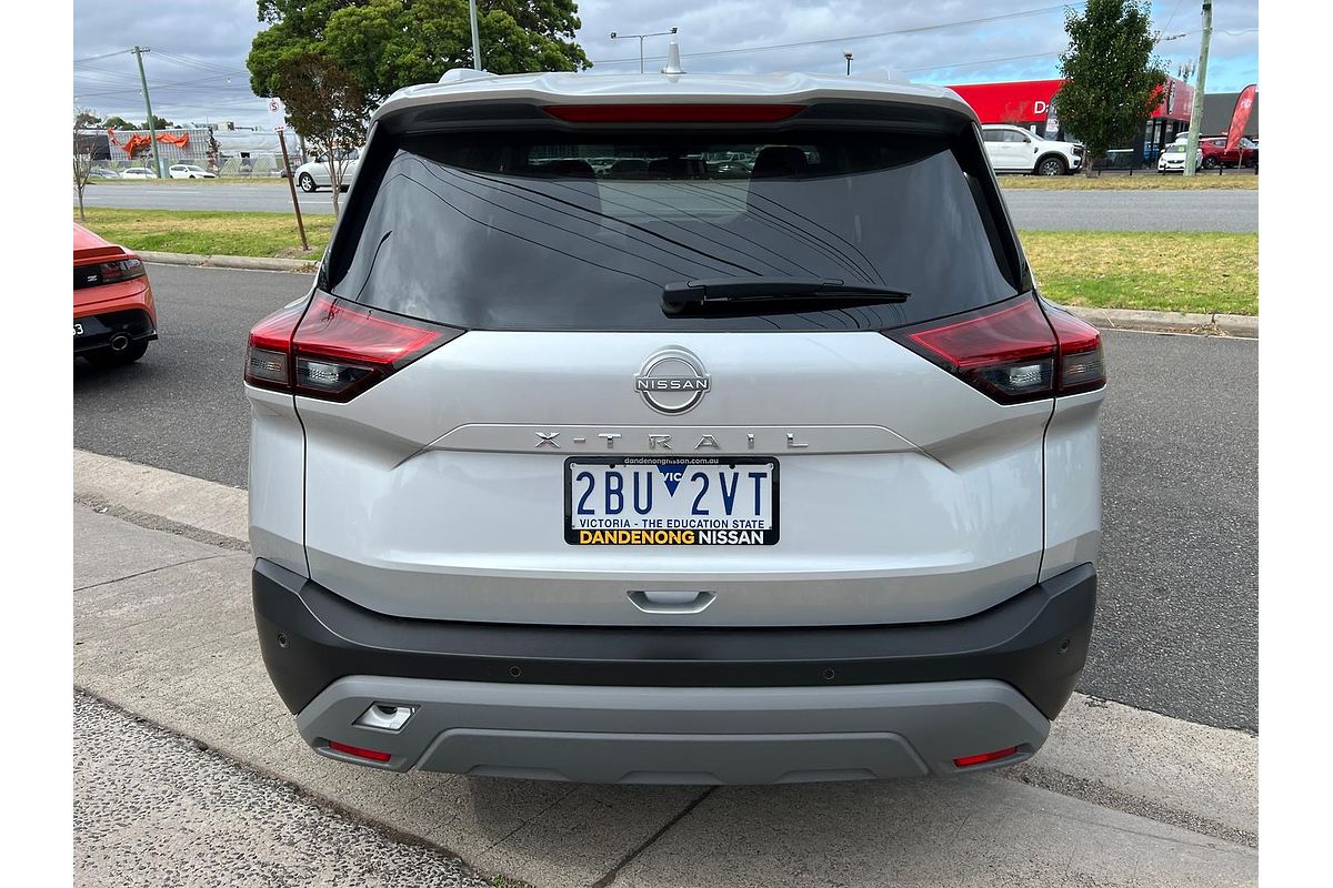 2024 Nissan X-TRAIL ST-L T33