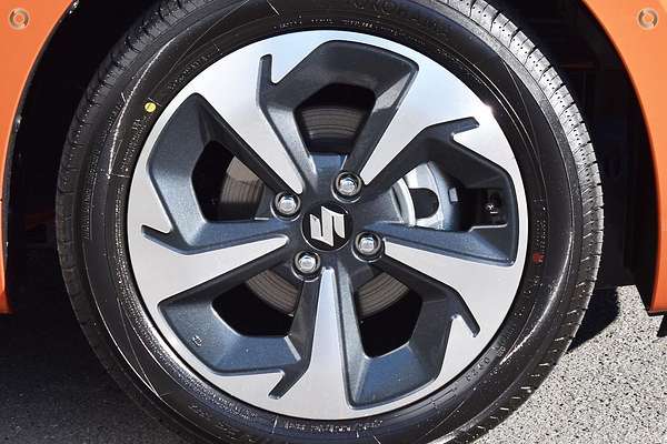 2024 Suzuki Swift Hybrid GLX UZ