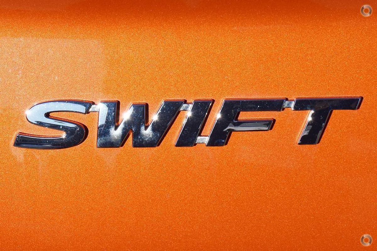 2024 Suzuki Swift Hybrid GLX UZ