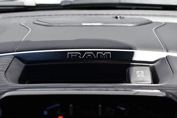 2024 RAM 1500 Laramie Sport RamBox DT 4X4 SWB